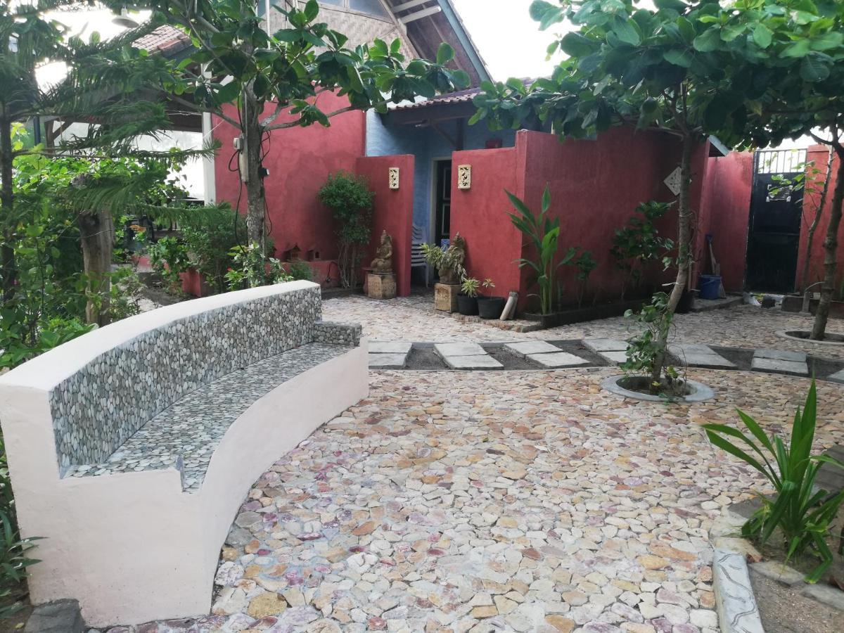 ホテル Lombok Sunset Hideaway Lembar エクステリア 写真