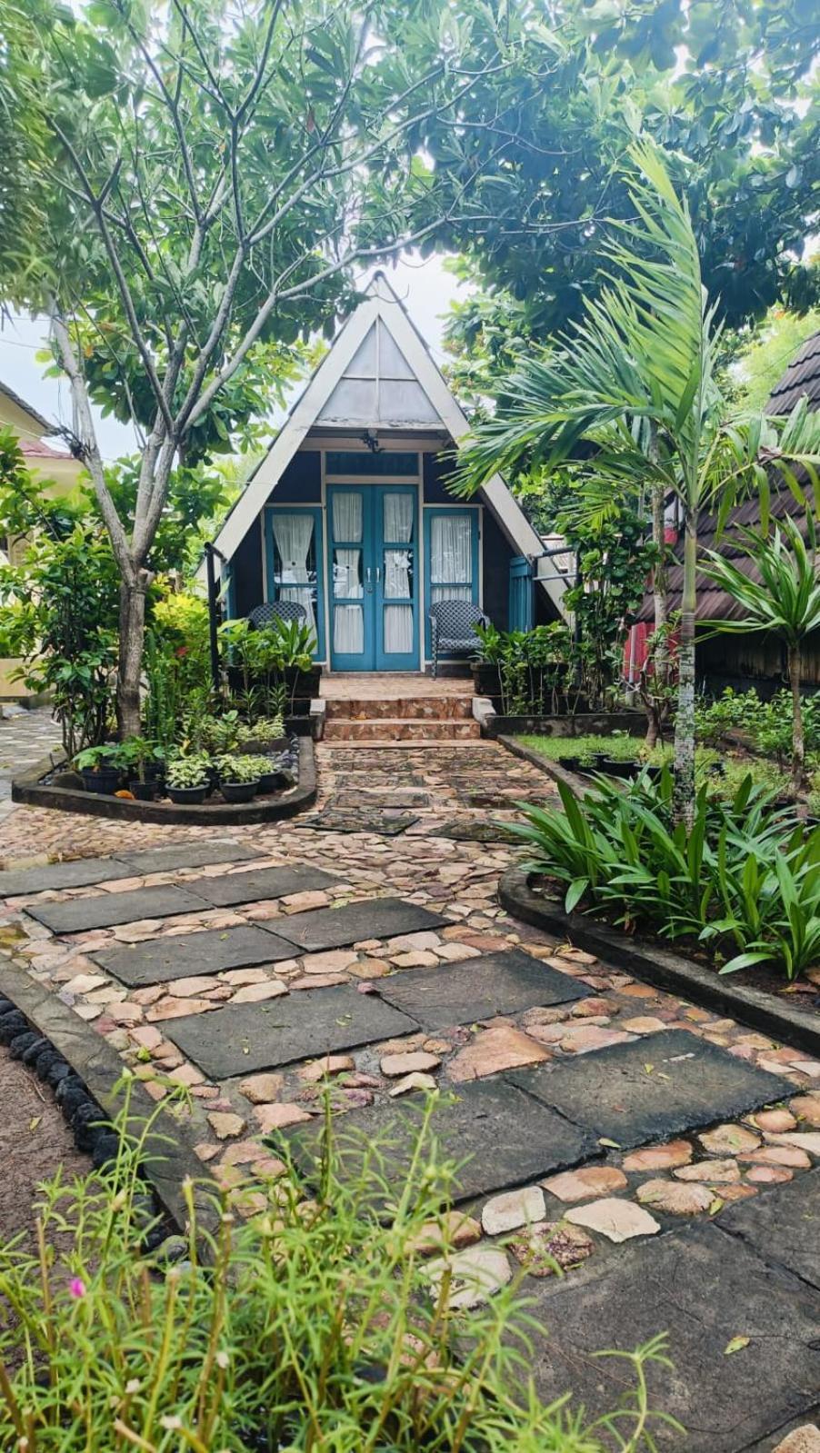 ホテル Lombok Sunset Hideaway Lembar エクステリア 写真